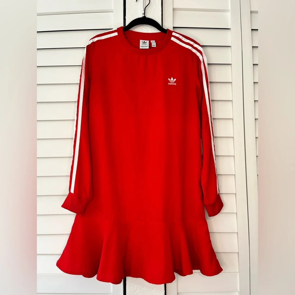 Adidas |  Sleek drop hem dress in red - Picture 3 of 8